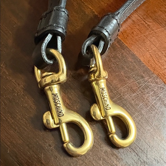 Moschino Bat Teddy Bear Bucket Crossbody Bag - Picture 9 of 10